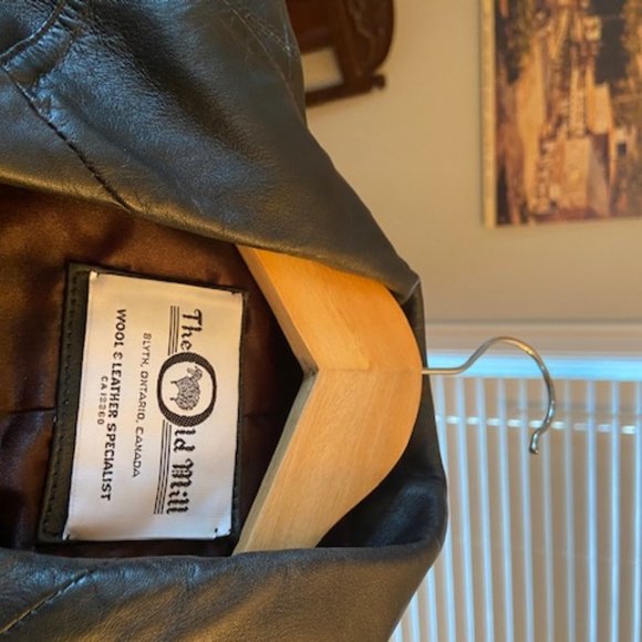 The Old Mill Vintage Leather Jacket - Picture 2 of 10
